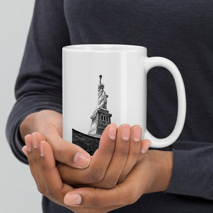 Statue of Liberty - White glossy mug - S&J Pictures